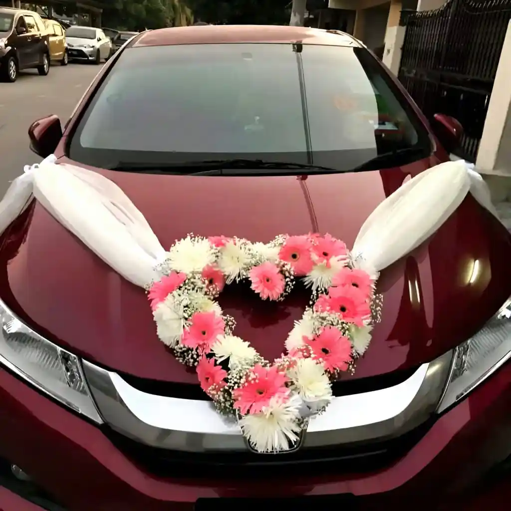 White Cloth Car Decor